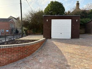 Photo 38- click for photo gallery